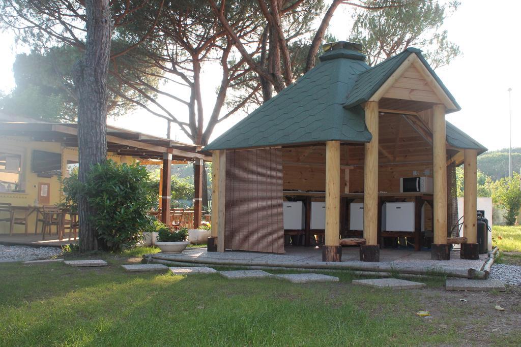 Camping Dolce Sole Marina di Massa Extérieur photo